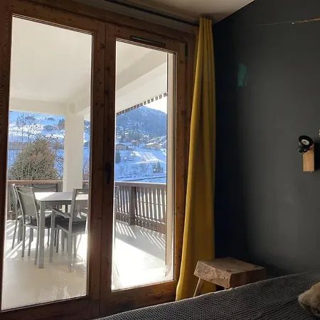 Vieux Bois Renove Avec Terrasse *